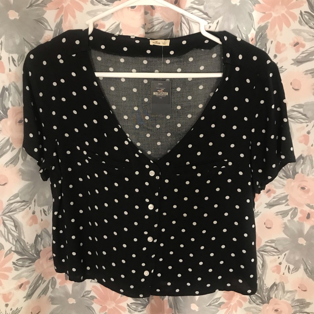 NEW WITH TAGS BLACK & WHITE POLKA DOT TOP